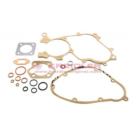 Set of gaskets