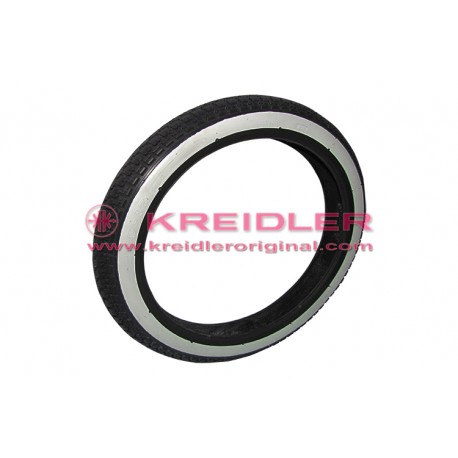 Neumático negro e blanco 21x2,75